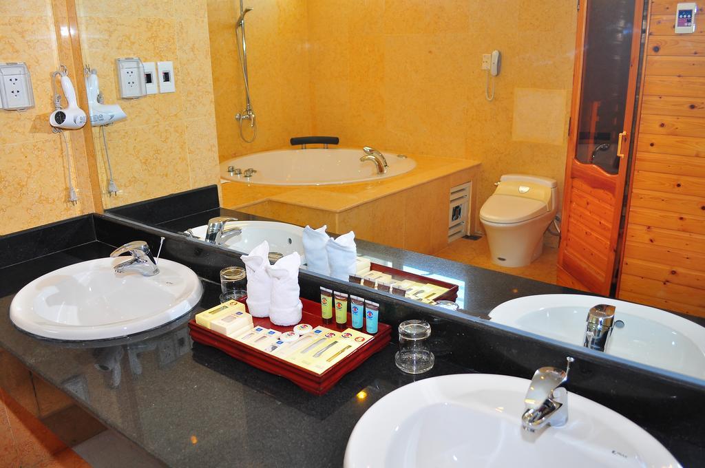 Thien An Riverside Hotel Quảng Ngãi Kültér fotó